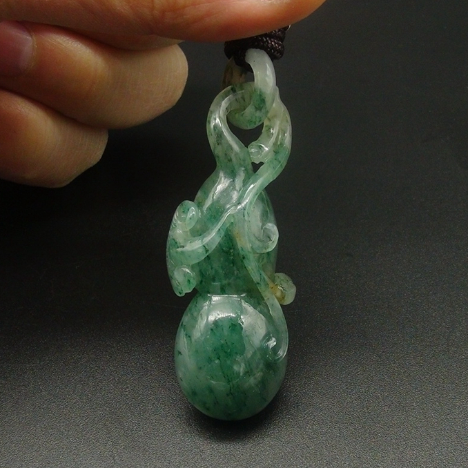 独山玉透水天蓝料挂件：葫芦/福禄